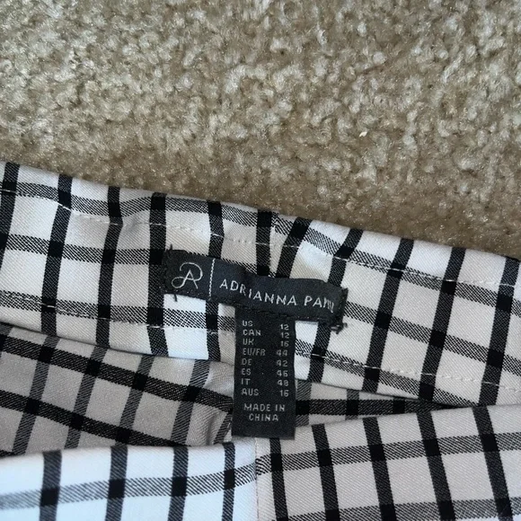 Adrianna Papell Black and White Plaid Pants - Picture 5 of 5